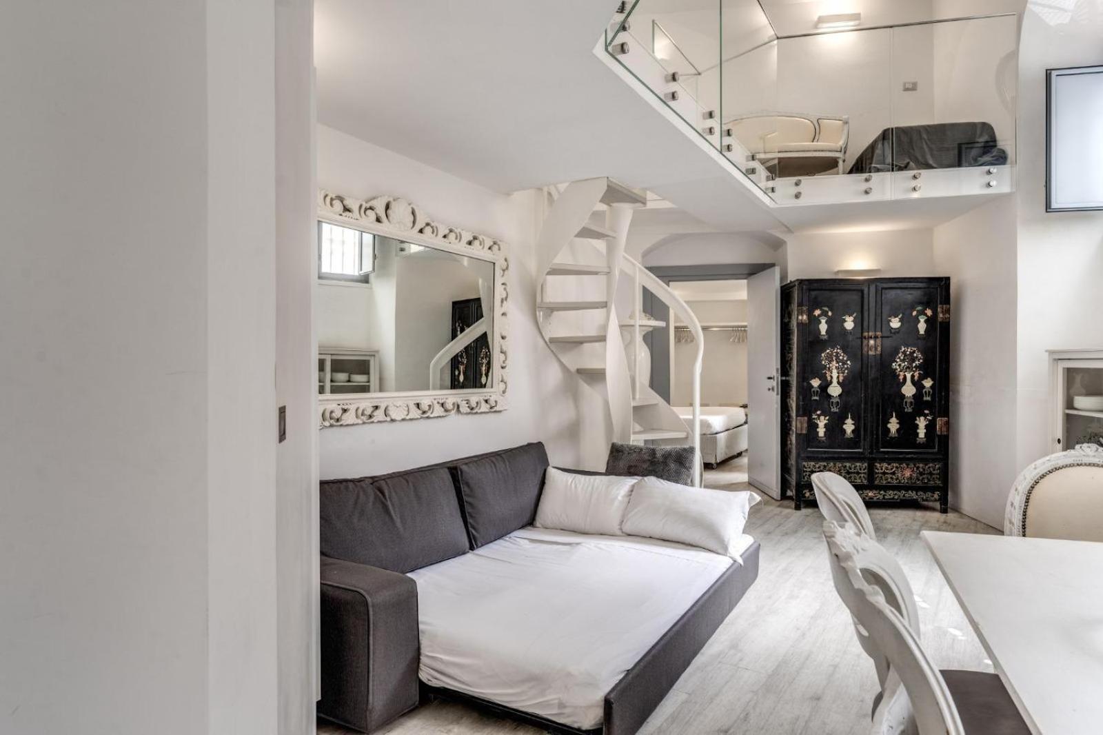 Elegant Flat In The Historic Near Colosseum! Apartment Rome