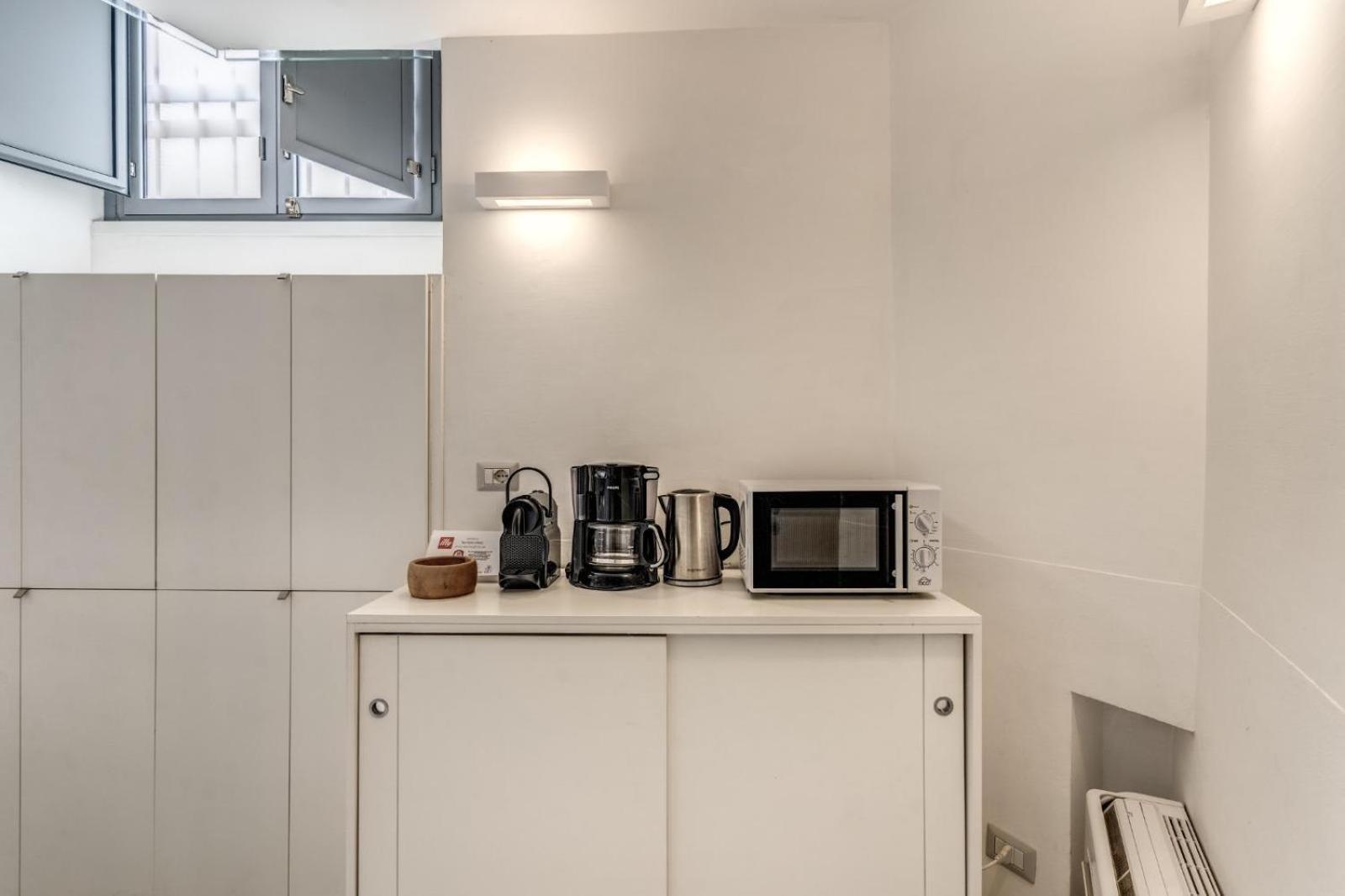Elegant Flat In The Historic Near Colosseum! Apartment *